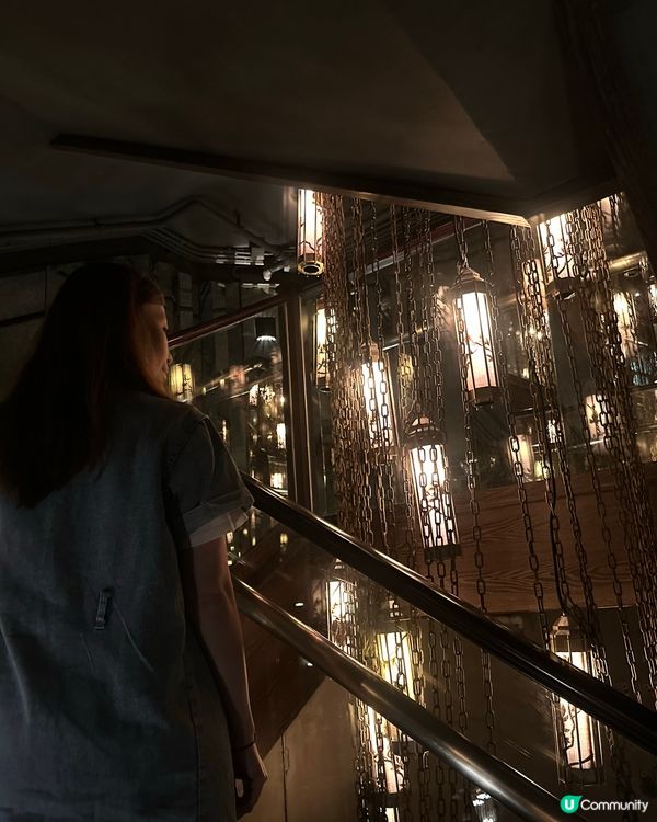 如走進 teamLab 藝術 的中菜廳，儀式感滿滿