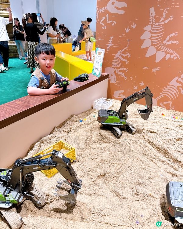 小小恐龍迷出動🦖！考古探險記！