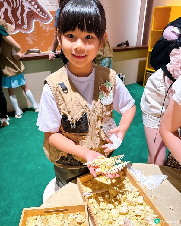 小小恐龍迷出動🦖！考古探險記！