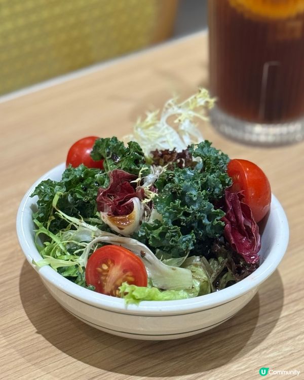 中環美食探險記！木系綠植餐廳超清新！食物健康又好味😋！