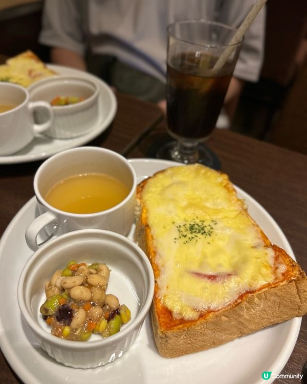 香脆鬆軟 💕 日式吉列三元豚三文治 🥪