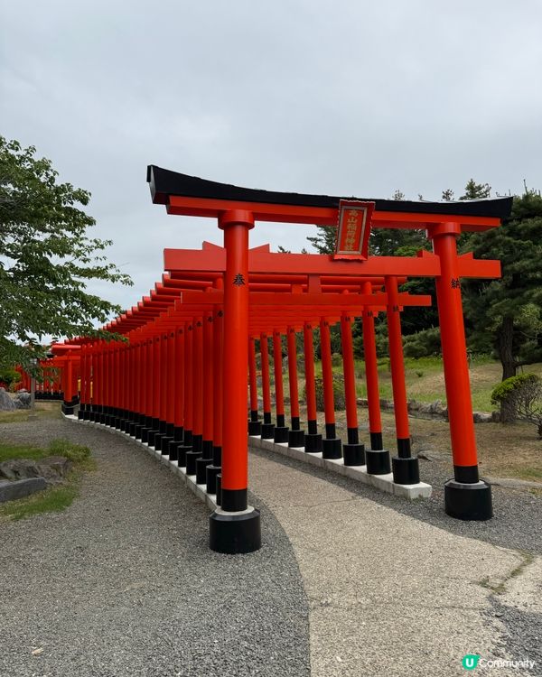 青森 高山稲荷神社千本烏居