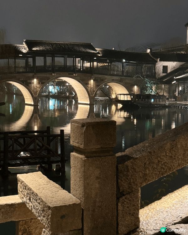 當時去上海既旅行，夜景特別靚，配合埋個湖同埋夜光，影相一流