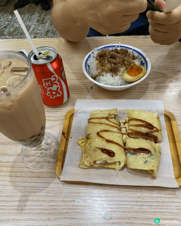 去左元朗食台灣餐廳，叫羅東肉焿留，都唔錯👍🏻 叫了下午茶餐，...