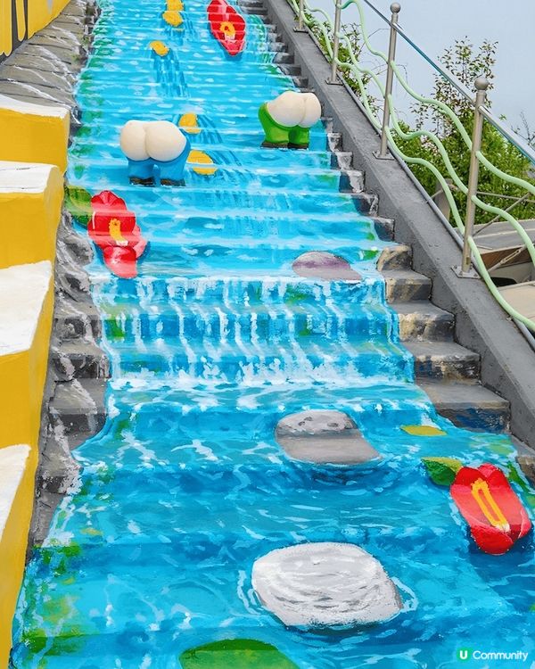 釜山統營嘅東皮郎壁畫村簡直係打卡控天堂！成條村好似七彩童話村...