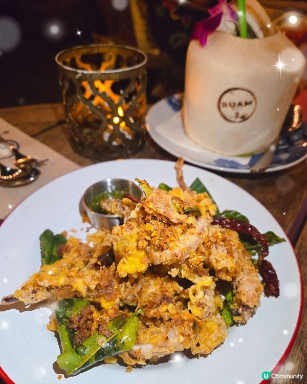 灣仔隱世泰菜！🤩 歷史建築旁嘅美食之旅！ 😋