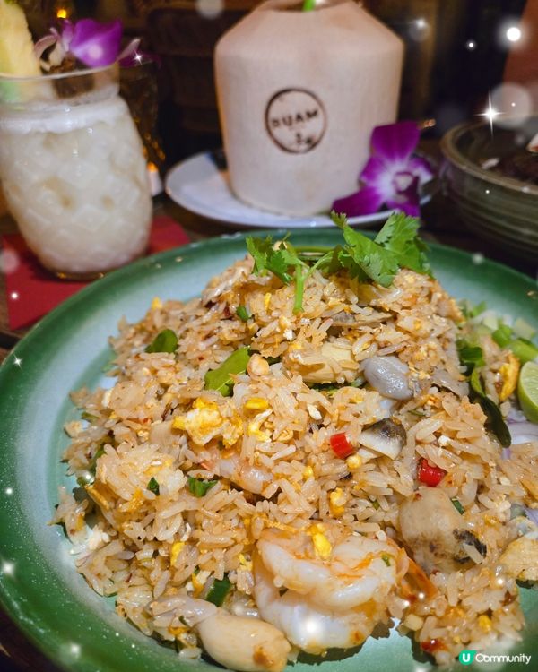 灣仔隱世泰菜！🤩 歷史建築旁嘅美食之旅！ 😋