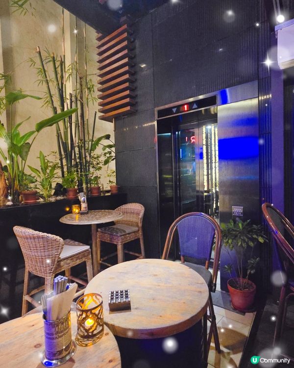 灣仔隱世泰菜！🤩 歷史建築旁嘅美食之旅！ 😋