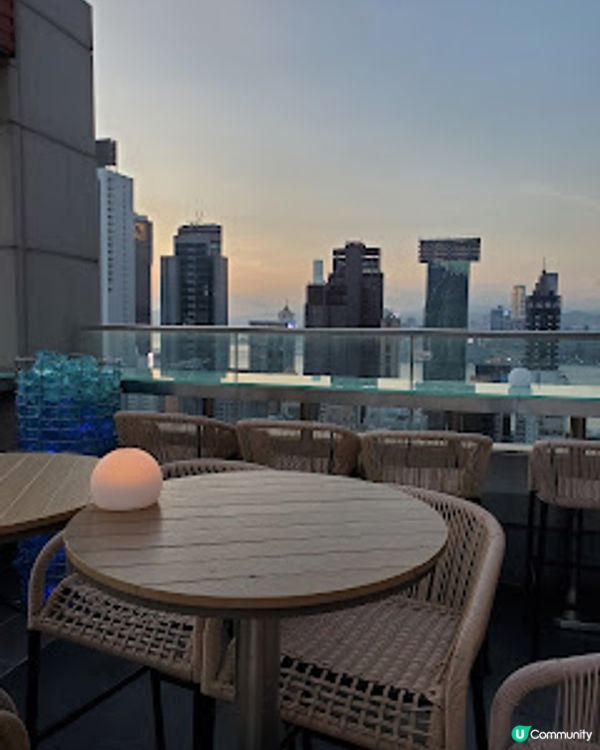 貓員外酒吧餐．黑啤配薄餅，辣住上癮！