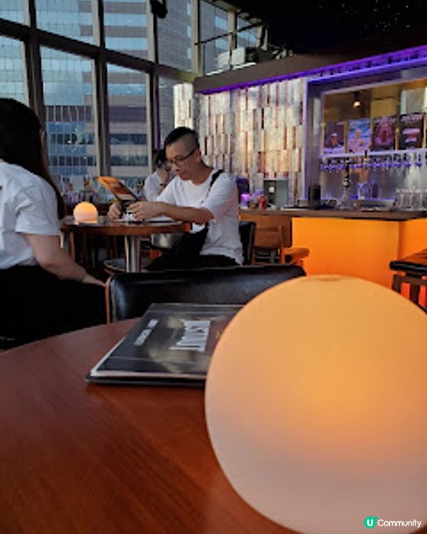 貓員外酒吧餐．黑啤配薄餅，辣住上癮！