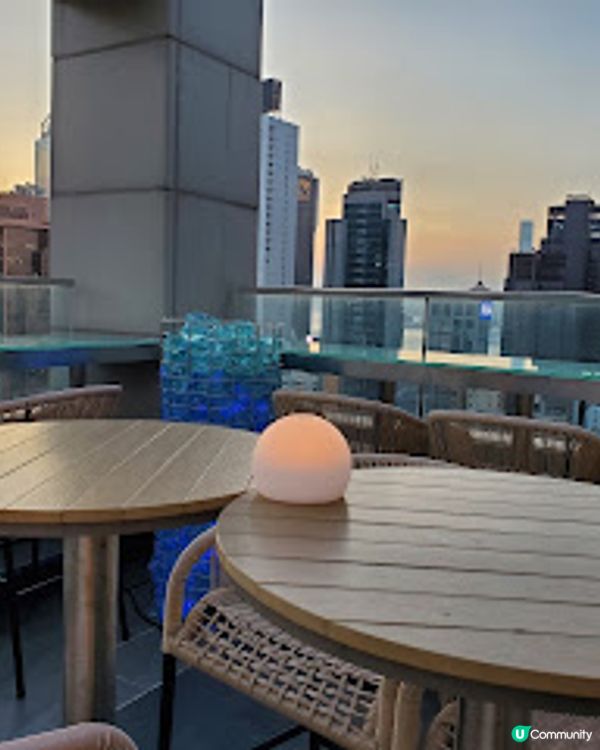 貓員外酒吧餐．黑啤配薄餅，辣住上癮！