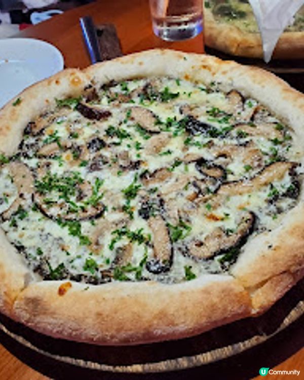 貓員外酒吧餐．黑啤配薄餅，辣住上癮！