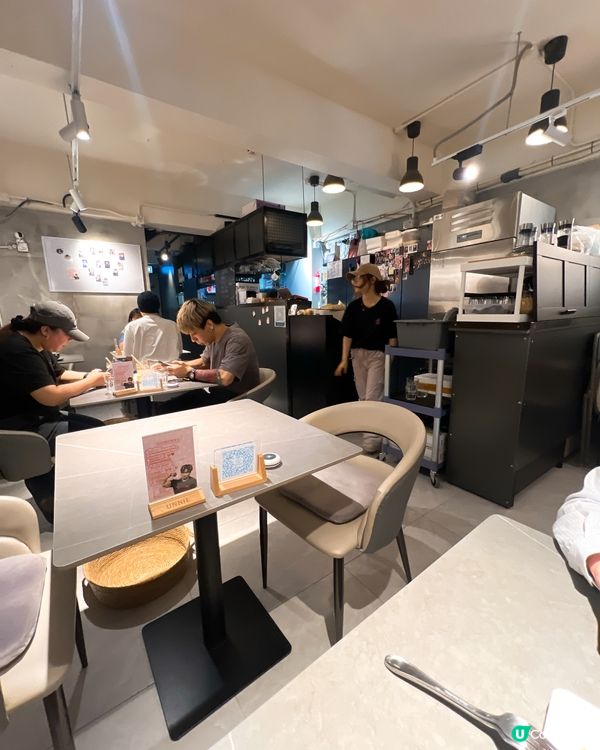 銅鑼灣Unnie巨蟹蒜香蜆意粉×平日蛋糕放題😍😍意粉超好食！