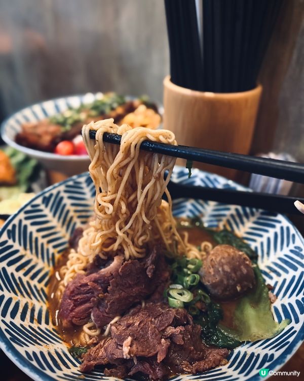 極濃郁港式沙嗲牛肉麵🍜！超抵食懷舊風小店