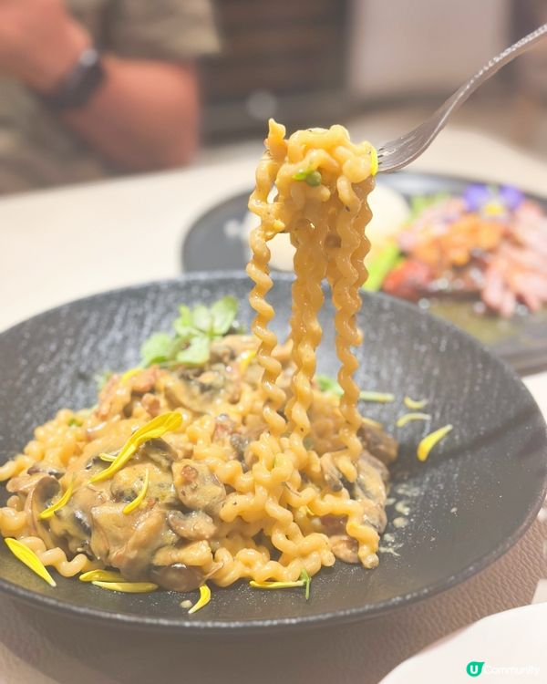 觀塘高質半自助餐🤤！煙三文魚控必去！😋