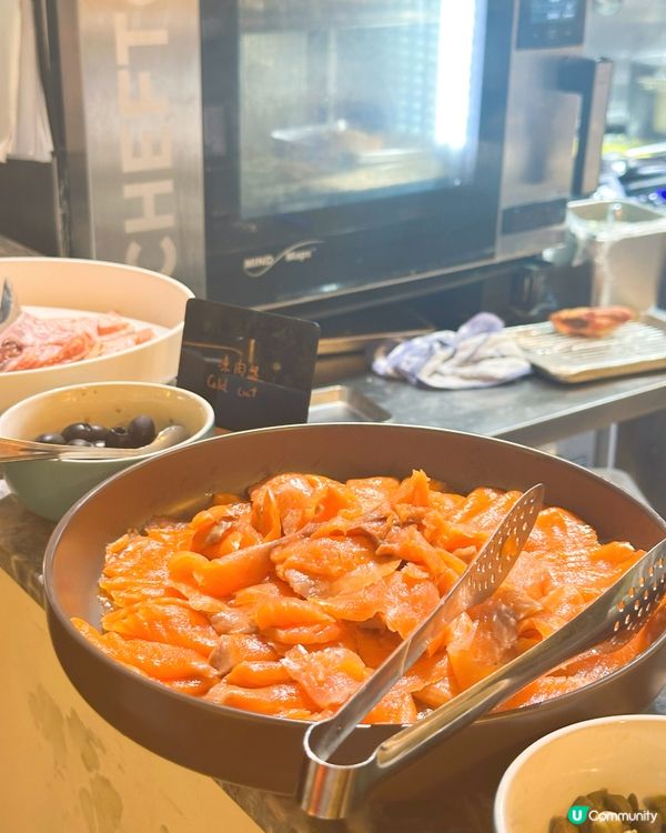 觀塘高質半自助餐🤤！煙三文魚控必去！😋