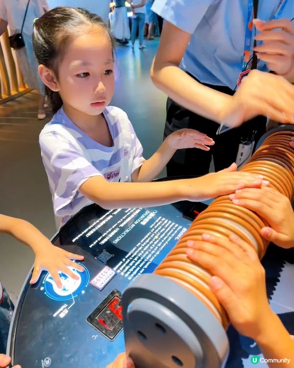 深圳親子遊攻略！最新科技館室內放電新體驗 🤩