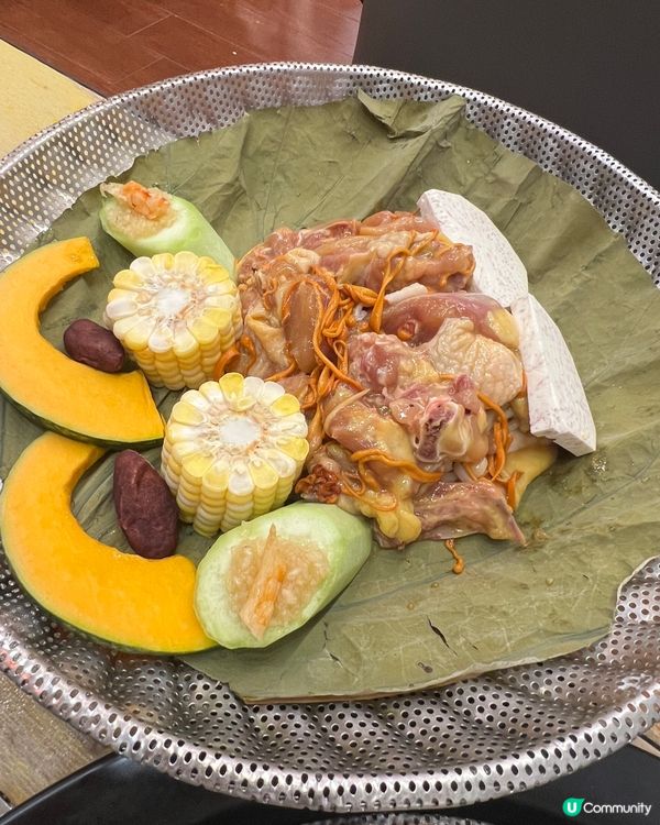 絕對新鮮食到你飽嘅蒸氣海鮮鍋