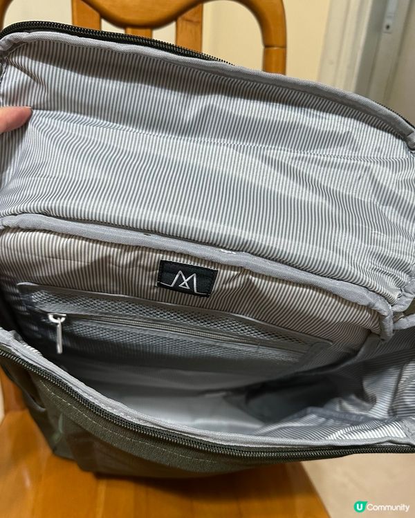 超實用軍綠色背包！孭住見加加得得🤩！