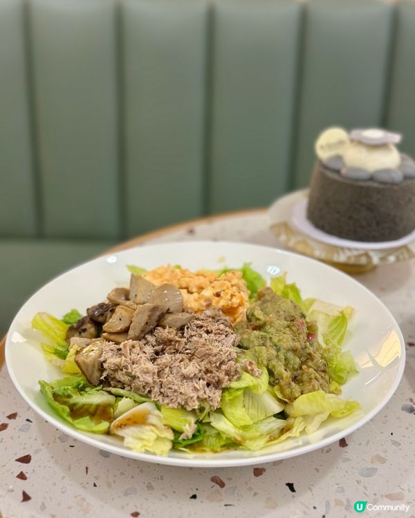 新推出沙律🥗吃完再吃蛋糕🍰