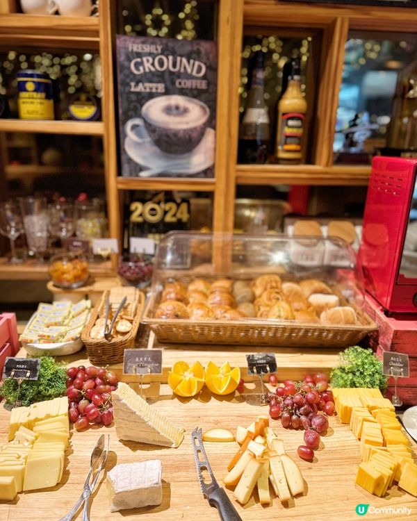 🔥全港最強自助晚餐🔥 | 帝王蟹腳＋生蠔＋和牛無限任! 