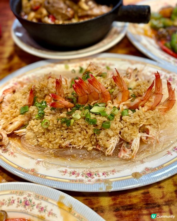 高水準海鮮小炒👍