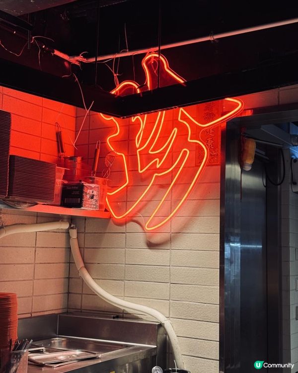 呢間food court有齊晒我想食嘅嘢 可惜冇一間滿意😫