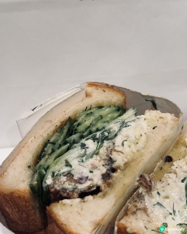 呢間food court有齊晒我想食嘅嘢 可惜冇一間滿意😫