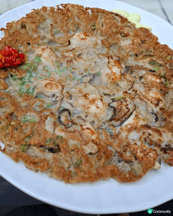 惠州水東街夜市的朱記食店，排曬長龍，但味道不外如是。因為我們...