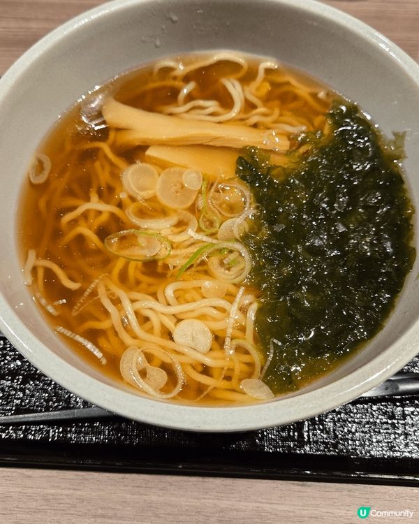 位於鹿兒島的限定美食，拉麵是獨門秘制醬汁，另壽司定食係節日限...