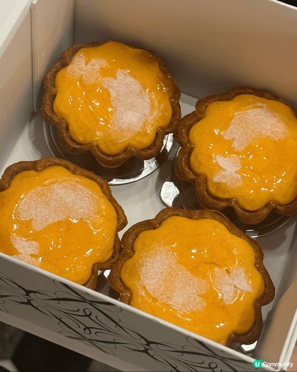 我覺得瑰麗酒店北海道吉士撻係嗰種「望落好簡單，食起來有驚喜」...