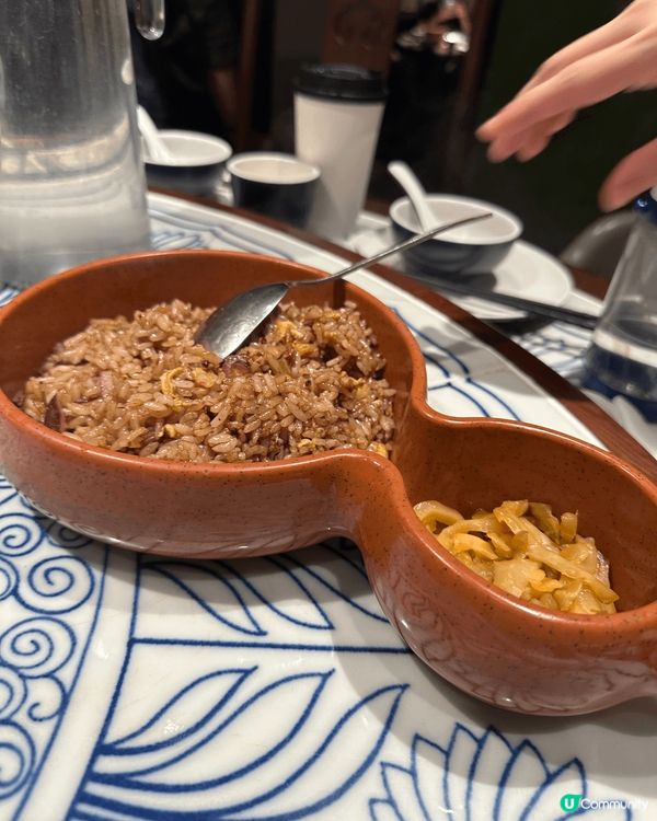 週末北上搵食,呢間名叫｢綠茶｣嘅蘇杭菜款款菜式都好好味,最驚...