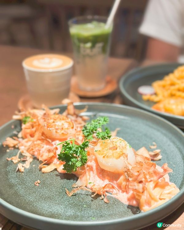 鰂魚涌咖啡店☕！捲捲意粉超正😋！