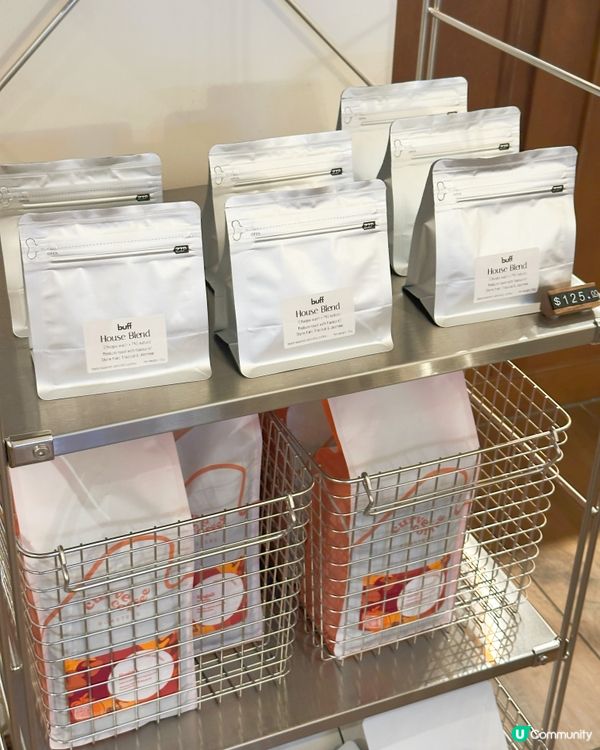 鰂魚涌咖啡店☕！捲捲意粉超正😋！