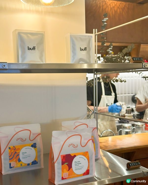 鰂魚涌咖啡店☕！捲捲意粉超正😋！