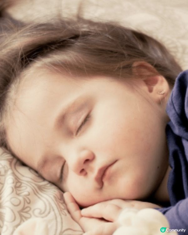 適當運動，充足睡眠和呼吸新鮮空氣都是讓小朋友健康成長的好習慣...