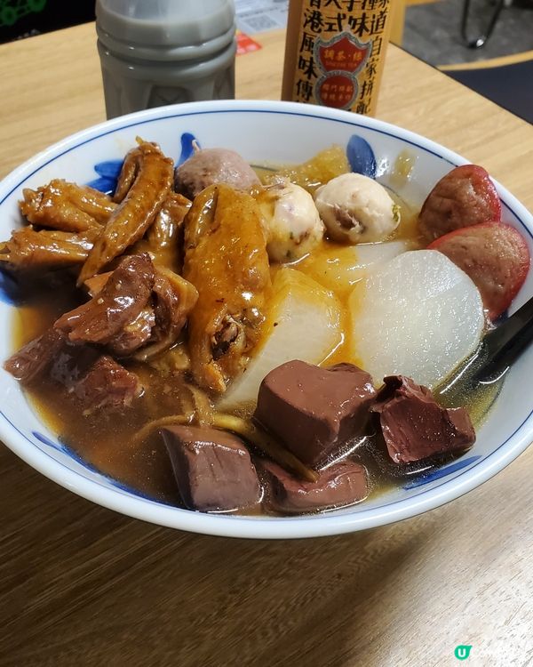 $69蚊就食到10款餸嘅車仔麵