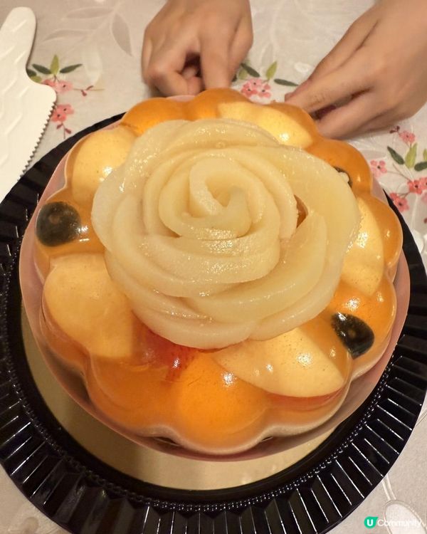 日本白桃🍑🍑烏龍茶慕絲蛋糕🍑🍑