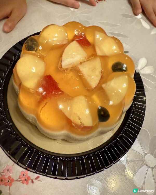 日本白桃🍑🍑烏龍茶慕絲蛋糕🍑🍑