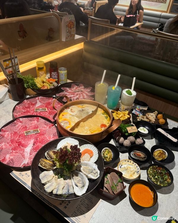 1.  夏天打邊爐🔥！人氣椰子主題火鍋🥥😋