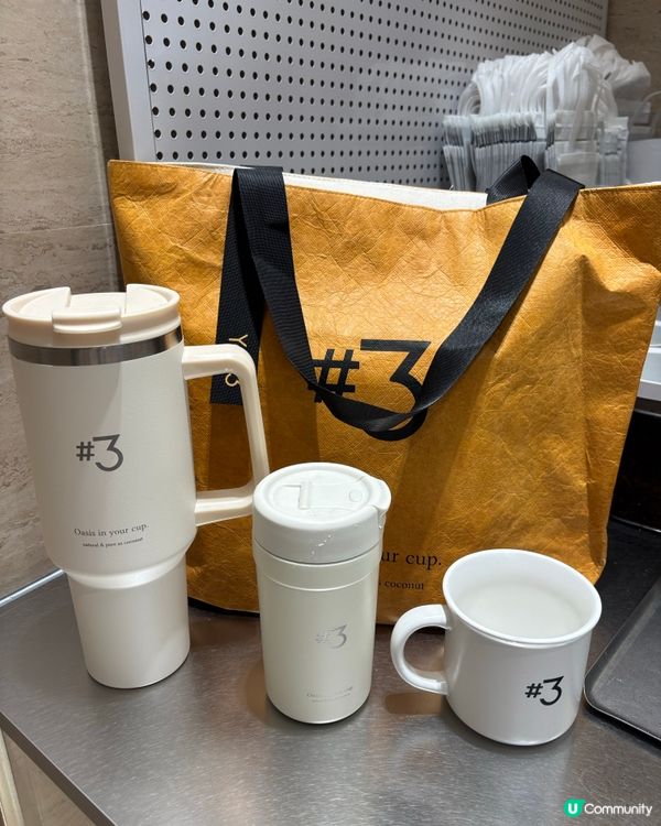 1.  椰飲新體驗！🥥 輕卡輕味輕鬆嘆！😋 快啲嚟試！