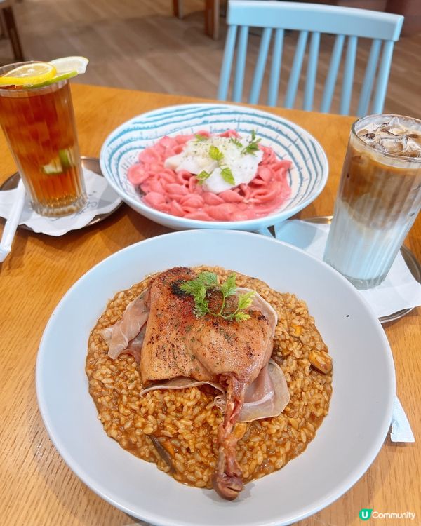 山頂PHI絕景！脆皮鴨腿意大利飯×粉紅醬貓耳朵😍