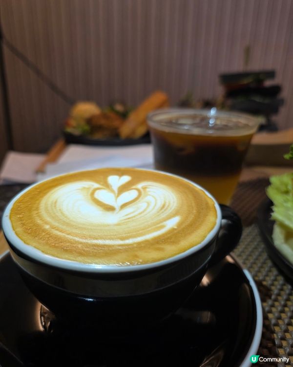 黑炭豬扒三文治特別