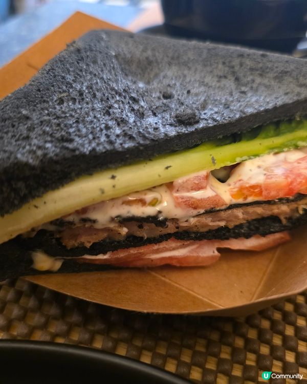 黑炭豬扒三文治特別