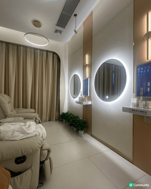 因為頭髮過多年的電染燙後，