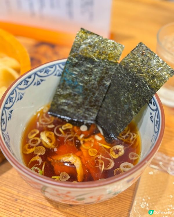 東京車站直通拉麵激戰區的乾魚系醬油熱湯與超寬平打麵🍜