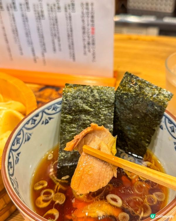 東京車站直通拉麵激戰區的乾魚系醬油熱湯與超寬平打麵🍜