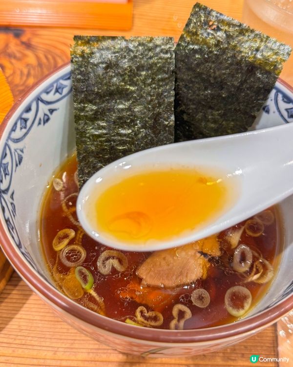 東京車站直通拉麵激戰區的乾魚系醬油熱湯與超寬平打麵🍜