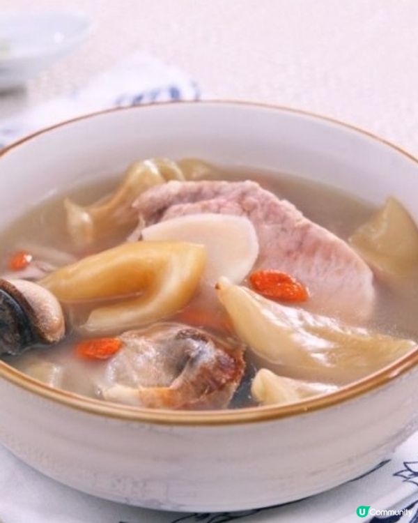 花膠響螺豬腱湯