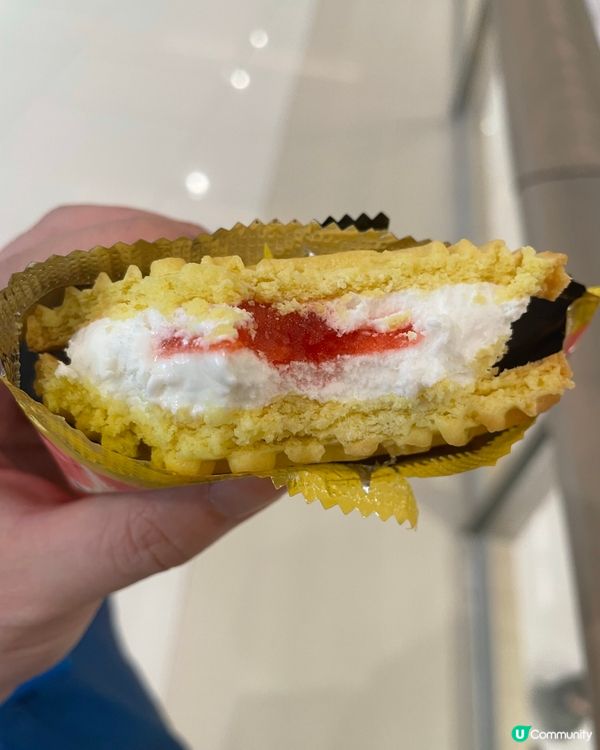 Milk Top $5士多啤梨雪糕三文治